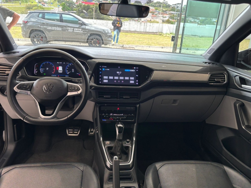 volkswagen t-cross 1.4 250 tsi total flex highline automatico 4p 2023