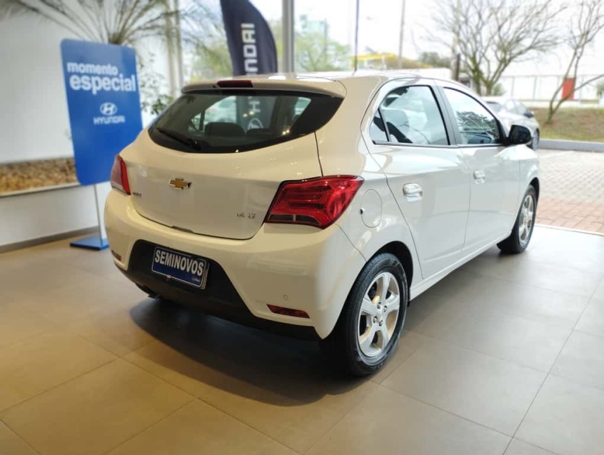 chevrolet onix 1.4 mpfi lt 8v flex 4p manual 2019