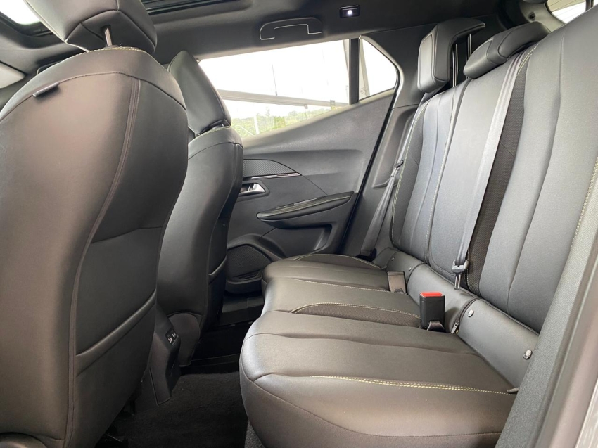 peugeot 2008 1.0 turbo 200 flex gt cvt 5p automatico 2025