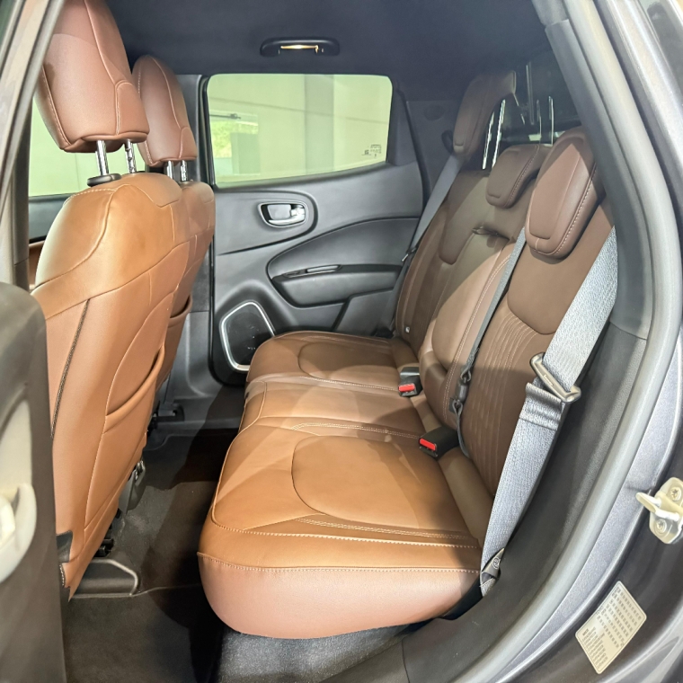 fiat toro 2.0 16v turbo diesel ranch 4wd at9 5p automatico 2023