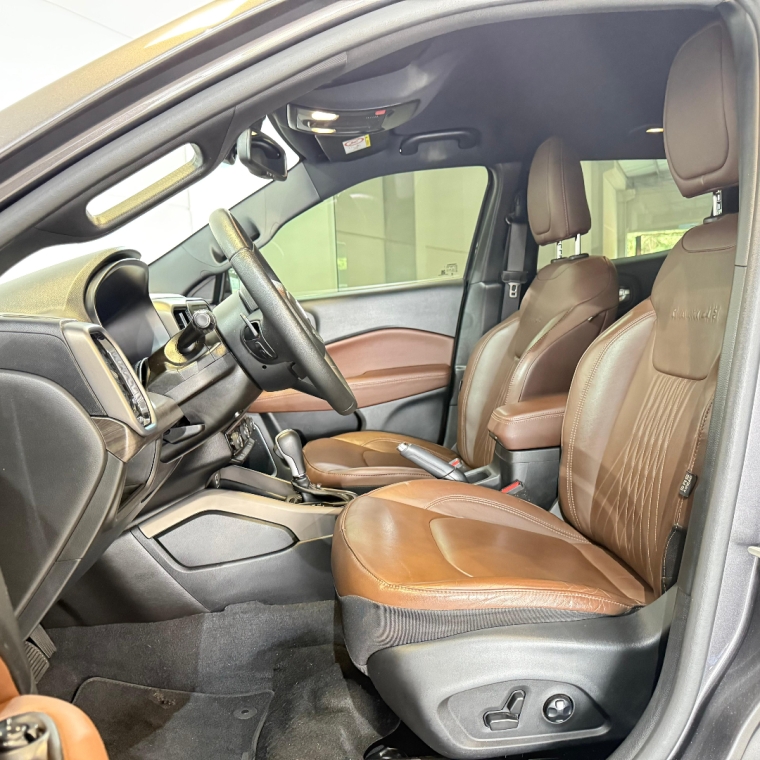 fiat toro 2.0 16v turbo diesel ranch 4wd at9 5p automatico 2023