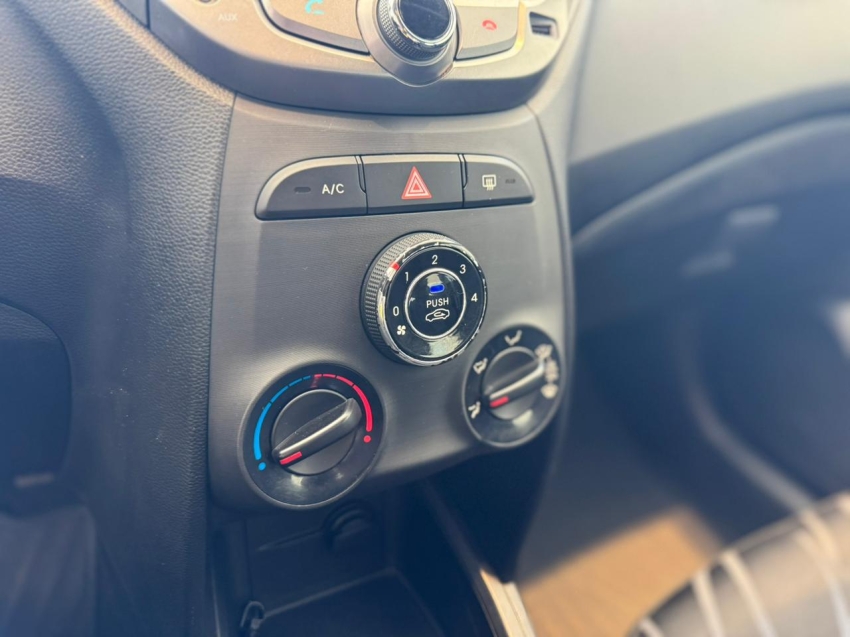 hyundai hb20 1.0 comfort plus 12v flex 4p manual 201413