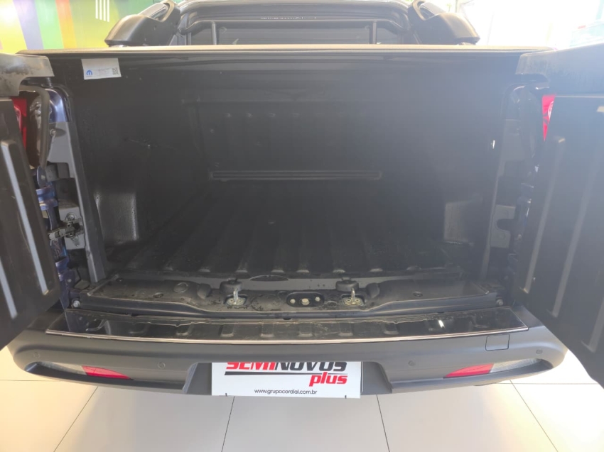 fiat toro 2.0 16v turbo diesel ranch 4wd at9 5p automatico 20246