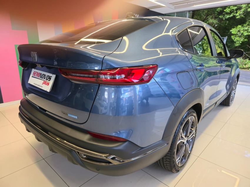 fiat fastback 1.0 turbo 200 hybrid impetus cvt flex 5p automatico 20252