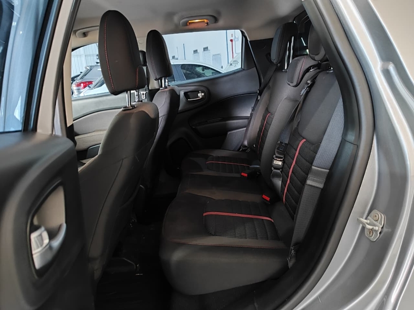 fiat toro 1.8 16v evo flex freedom at6 4p automatico 202014