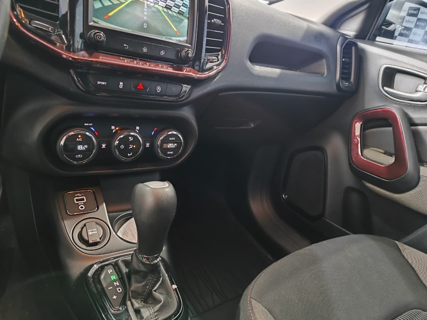 fiat toro 1.8 16v evo flex freedom at6 4p automatico 202012