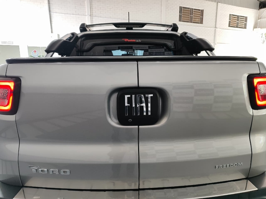 fiat toro 1.8 16v evo flex freedom at6 4p automatico 20205