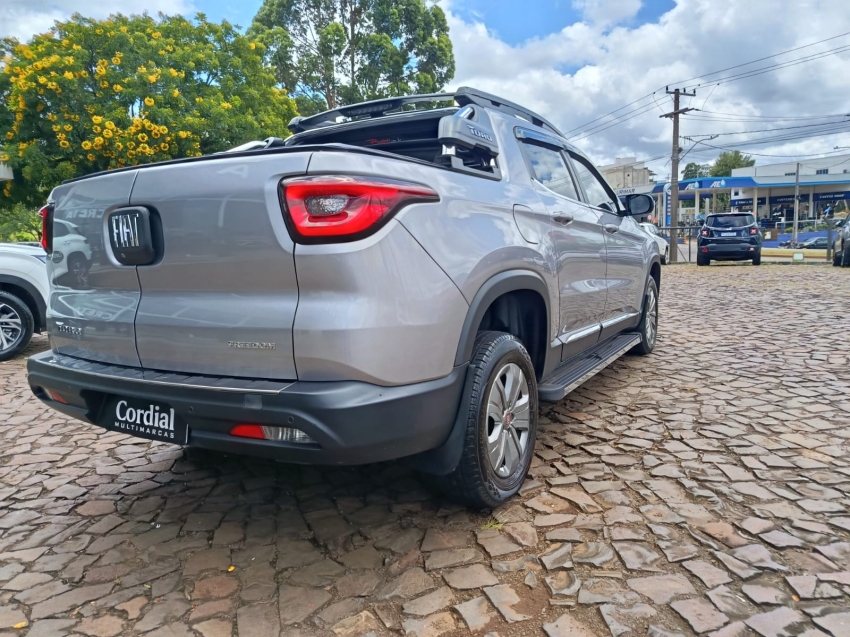 fiat toro 1.8 16v evo flex freedom at6 4p automatico 20203