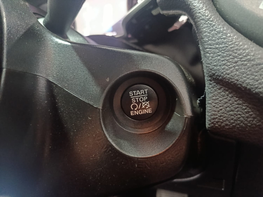 jeep compass 2.0 16v diesel longitude 4x4 automatico 5p 202113