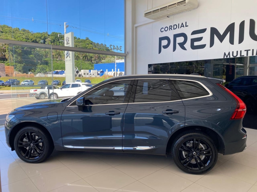 volvo xc60 2.0 t8 hybrid momentum awd geartronic flex 5p automatico 20217
