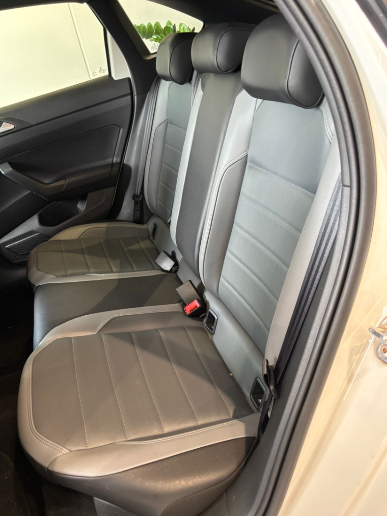 volkswagen nivus 1.0 200 tsi total flex highline automatico 4p 20236