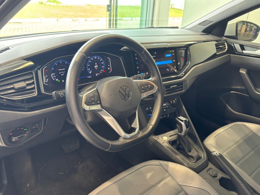 volkswagen nivus 1.0 200 tsi total flex highline automatico 4p 20239