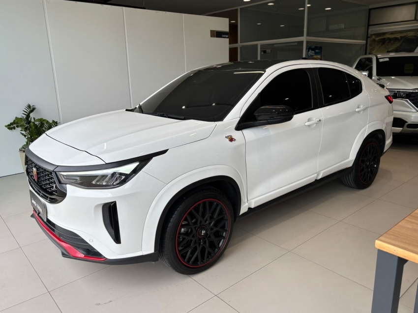 fiat fastback 1.3 turbo 270 flex abarth at6 4p automatico 2024