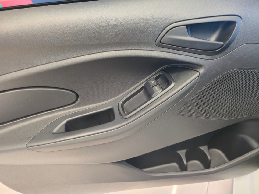 ford ka 1.5 ti-vct flex se plus manual 4p 202011