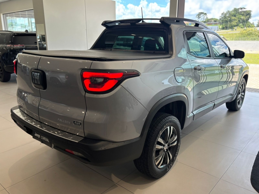 fiat toro 2.0 16v turbo diesel freedom 4wd at9 4p automatico 20224