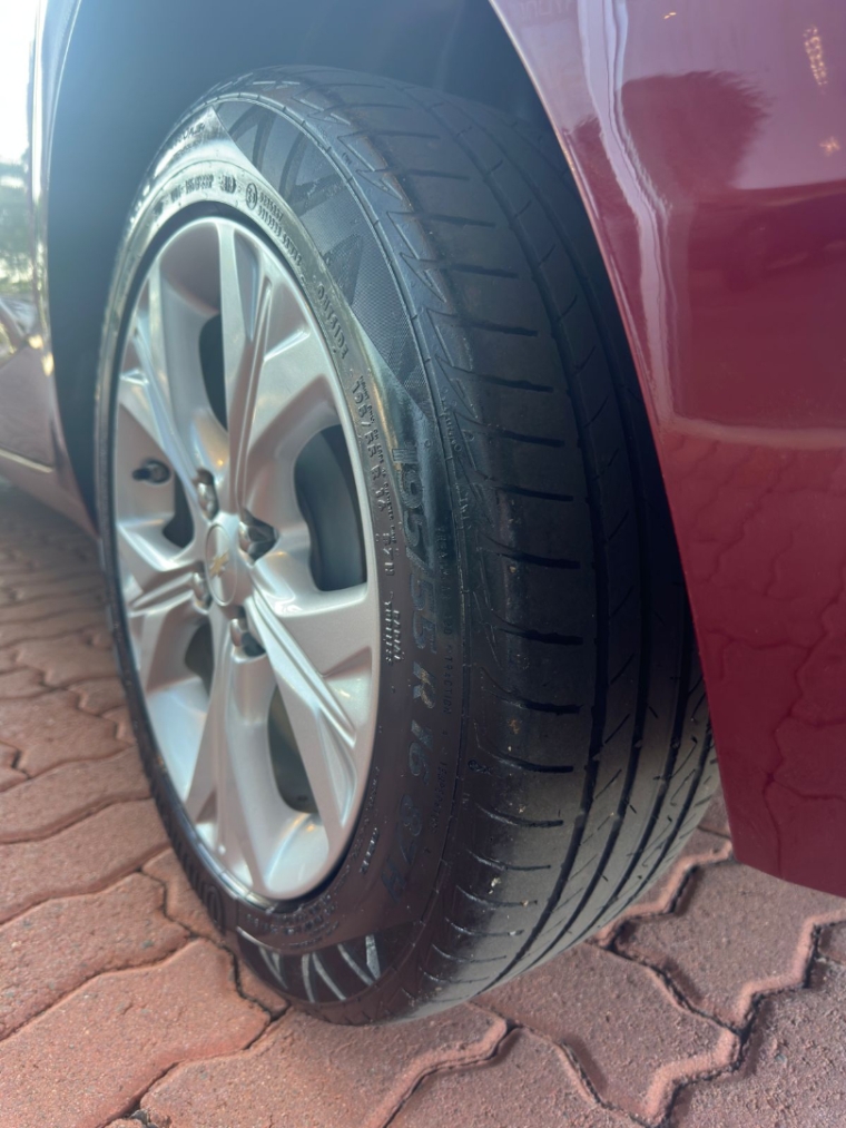 chevrolet onix 1.0 turbo flex premier automatico 4p 20205