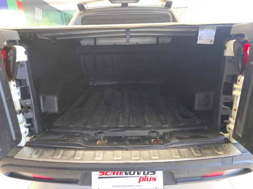 fiat toro 1.8 16v evo flex freedom at6 4p automatico 20206