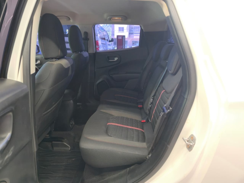 fiat toro 1.8 16v evo flex freedom at6 4p automatico 202012