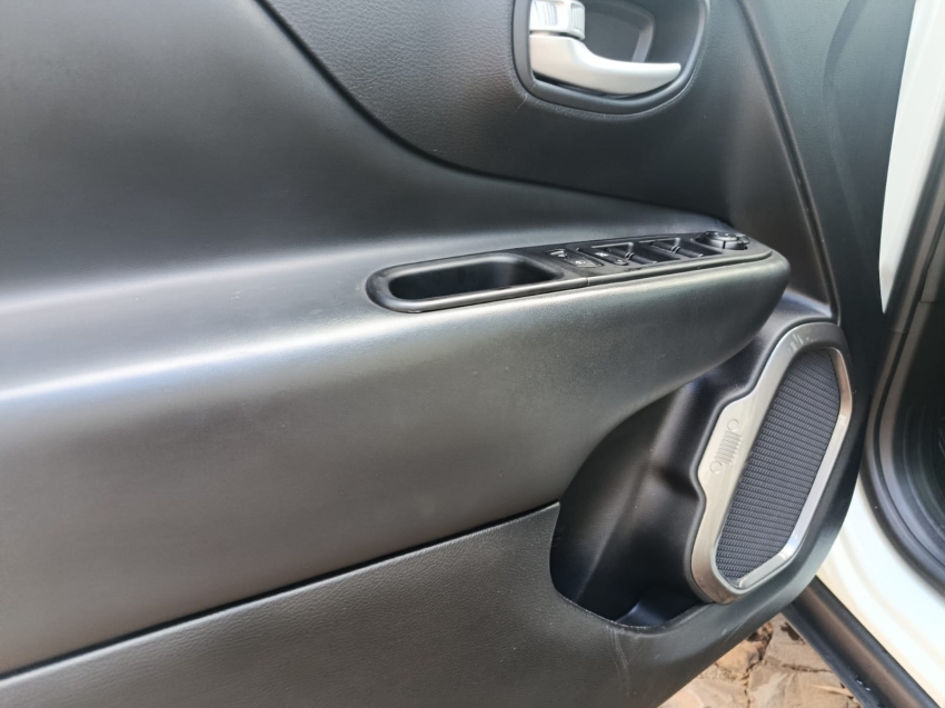 jeep renegade 1.3 t270 turbo flex s 4x4 at9 5p automatico 20224