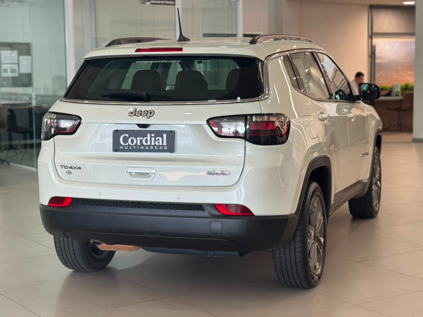 jeep compass 2.0 td350 turbo diesel longitude at9 5p automatico 20234