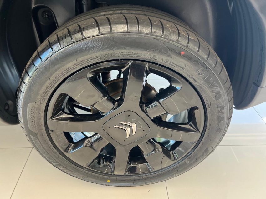 citroen c4 cactus 1.6 thp flex noir eat6 4p automatico 202416