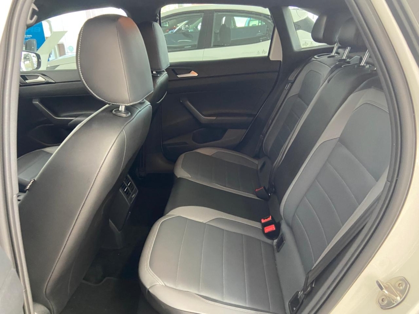 volkswagen nivus 1.0 200 tsi total flex highline automatico 5p 202210