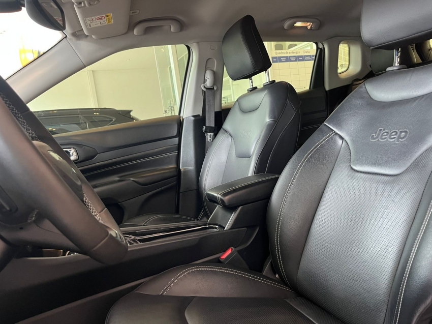 jeep compass 1.3 t270 turbo flex longitude at6 4p automatico 20236