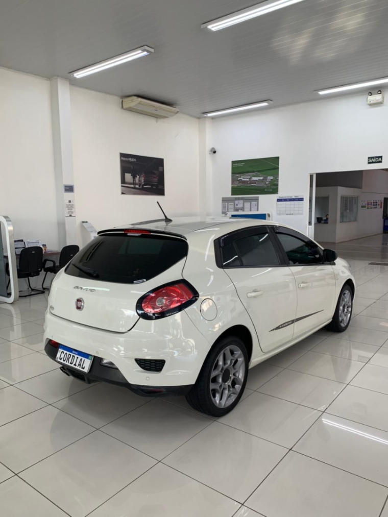 fiat bravo 1.8 blackmotion 16v flex 4p manual 5p 20164