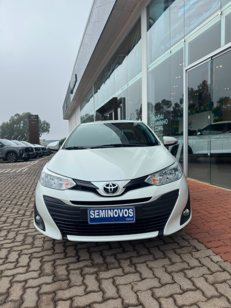 toyota yaris 1.5 16v flex sedan xl multidrive 4p automatico 20192