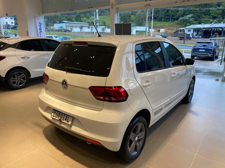 volkswagen fox 1.6 msi total flex connect 4p manual 20193