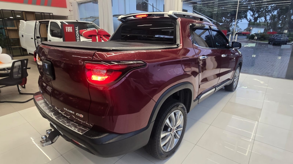 fiat toro 2.0 16v turbo diesel volcano 4wd at9 4p automatico 20193