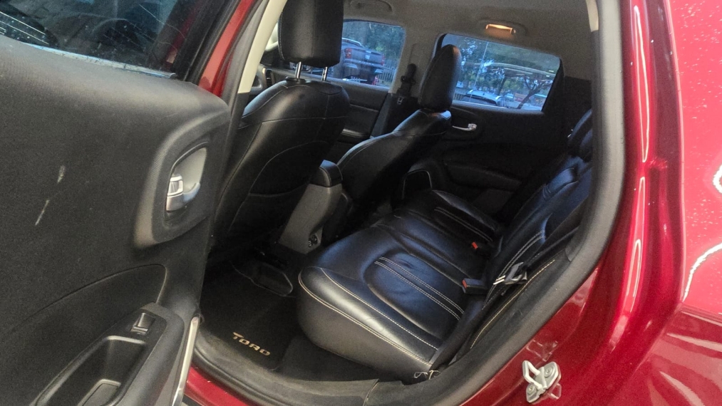 fiat toro 2.0 16v turbo diesel volcano 4wd at9 4p automatico 20197
