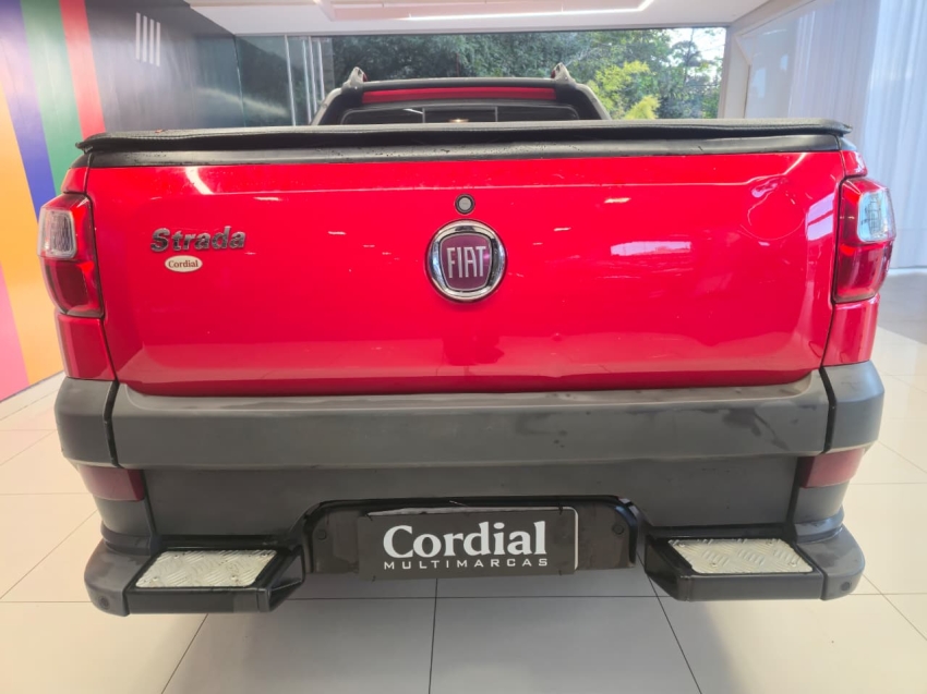 fiat strada 1.4 mpi freedom cs 8v flex 2p manual 20204
