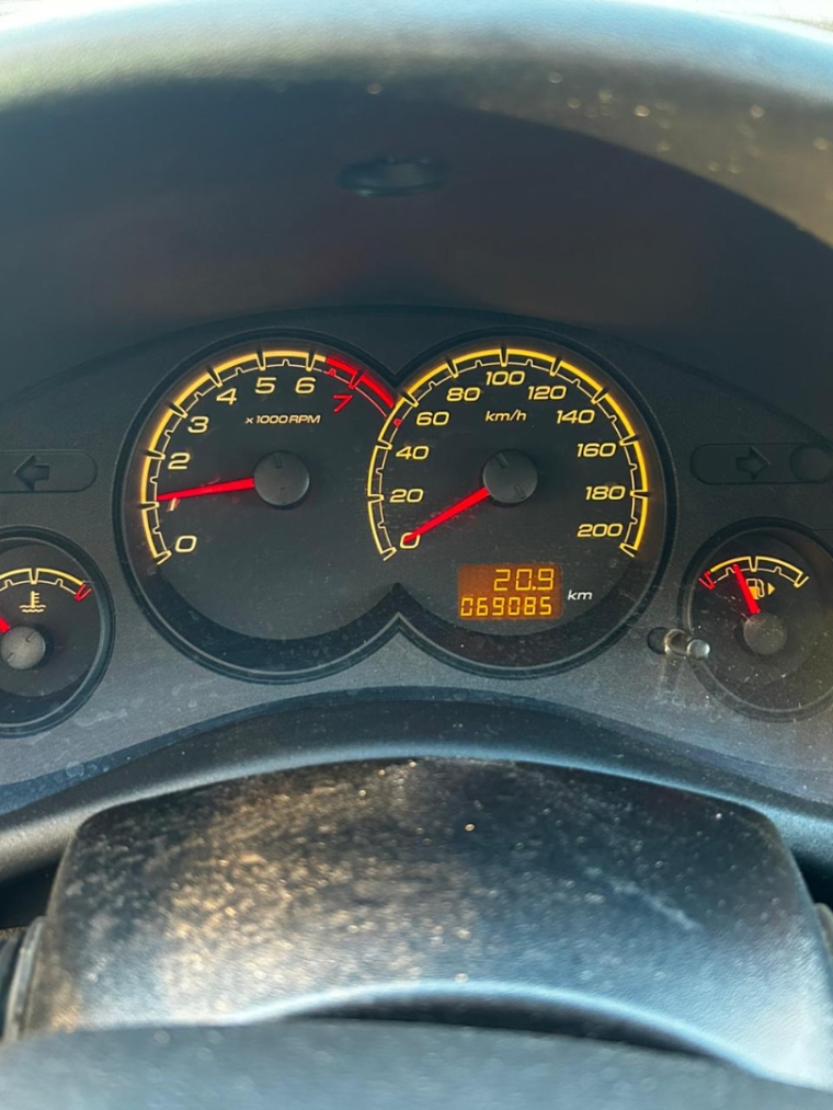 chevrolet classic 1.0 mpfi ls 8v flex 4p manual 20138