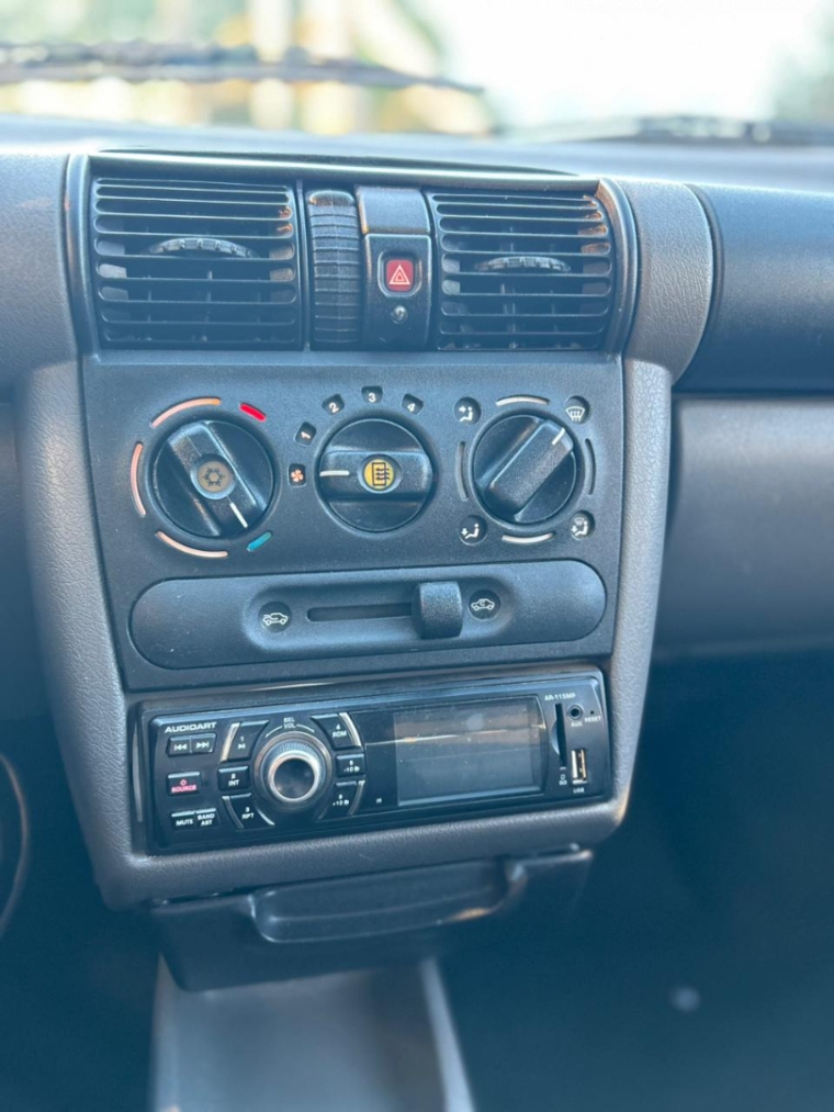 chevrolet classic 1.0 mpfi ls 8v flex 4p manual 20136