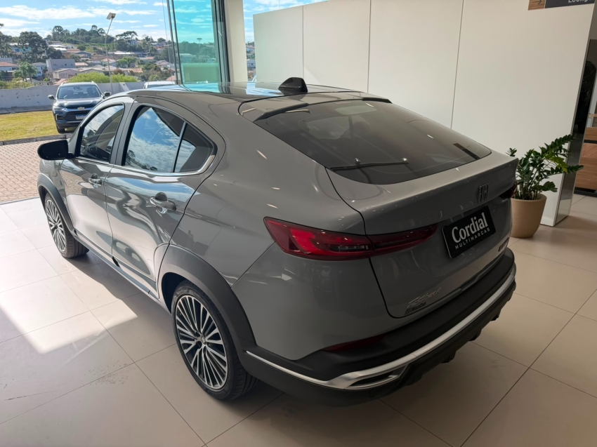fiat fastback 1.3 turbo 270 flex limited edition at6 4p automatico 20253
