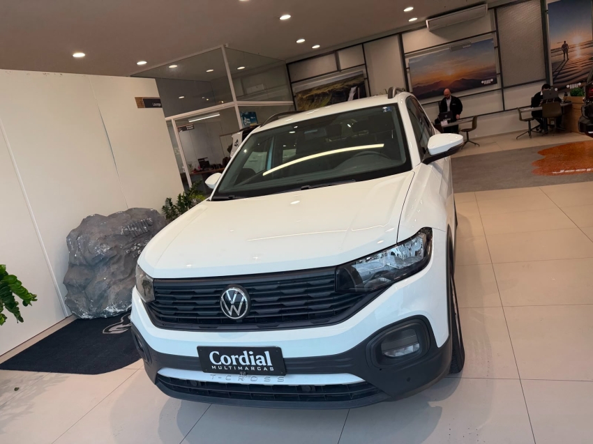 volkswagen t-cross 1.0 200 tsi total flex sense automatico 4p 20240