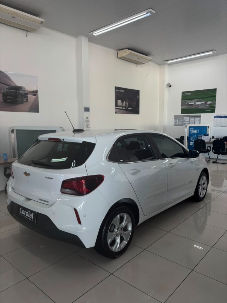 chevrolet onix 1.0 turbo flex premier automatico 5p 20204