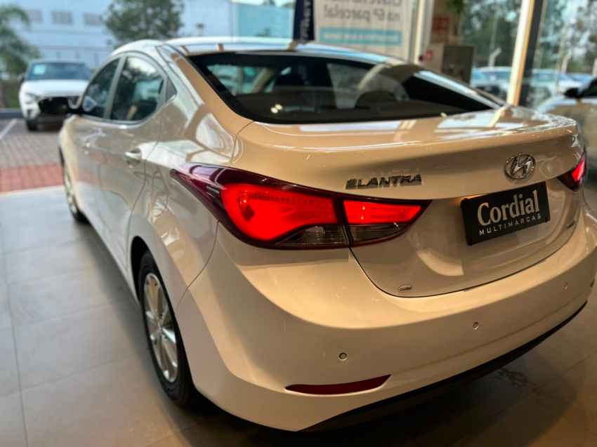 hyundai elantra 2.0 gls 16v flex 4p automatico 20153