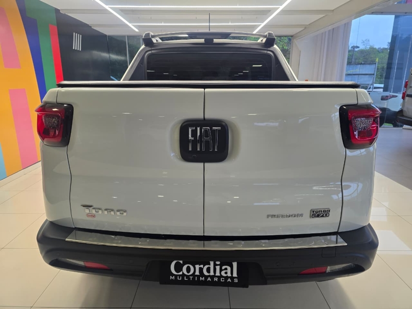 fiat toro 1.3 turbo 270 flex freedom at6 4p automatico 20255