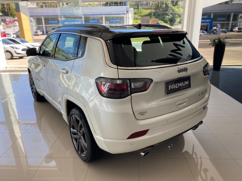 jeep compass 2.0 hurricane 4 turbo gasolina overland at9 4p automatico 20253