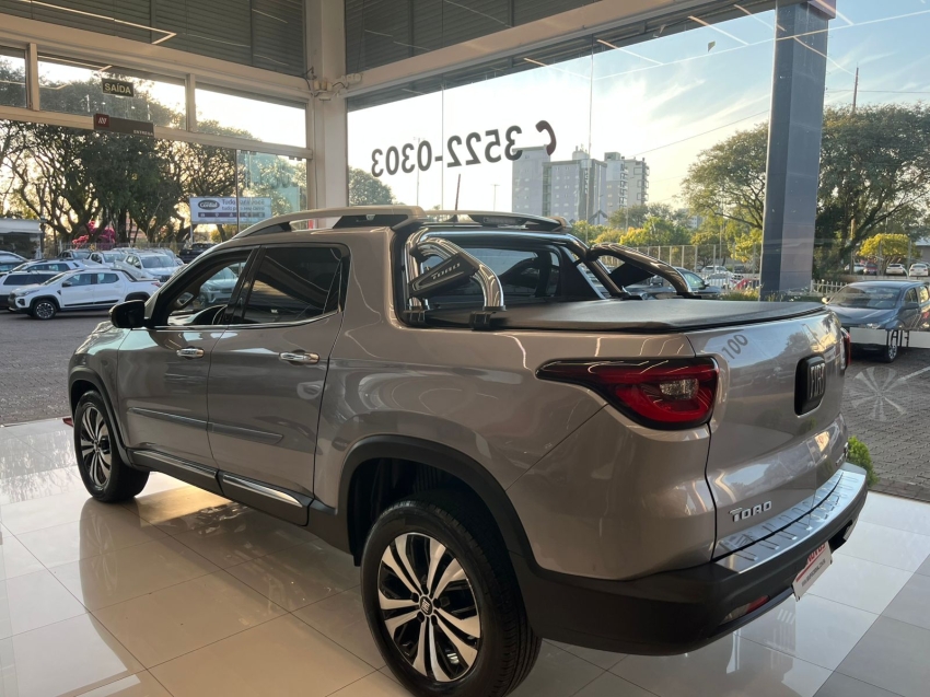 fiat toro 1.3 turbo 270 flex volcano at6 4p automatico 20223