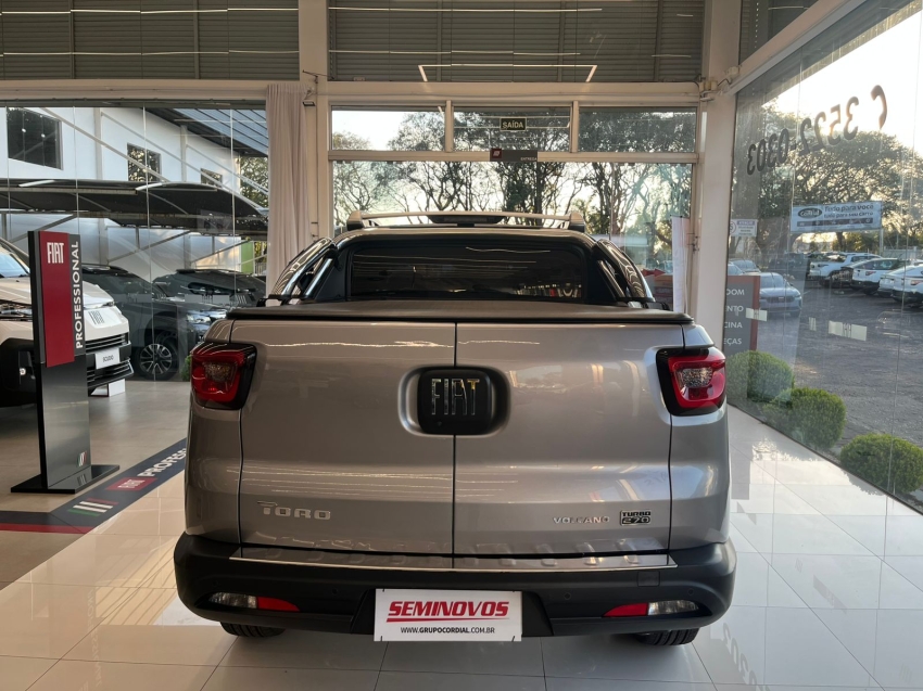 fiat toro 1.3 turbo 270 flex volcano at6 4p automatico 20225