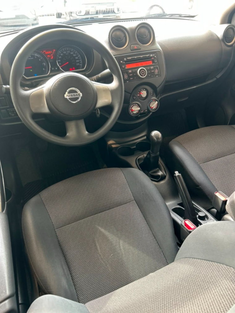 nissan versa 1.6 16v flex sv 4p manual automatico 20145
