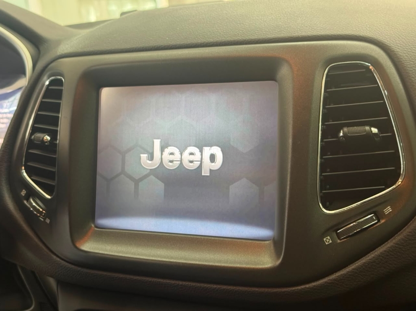 jeep compass 2.0 16v flex longitude automatico 4p 20198
