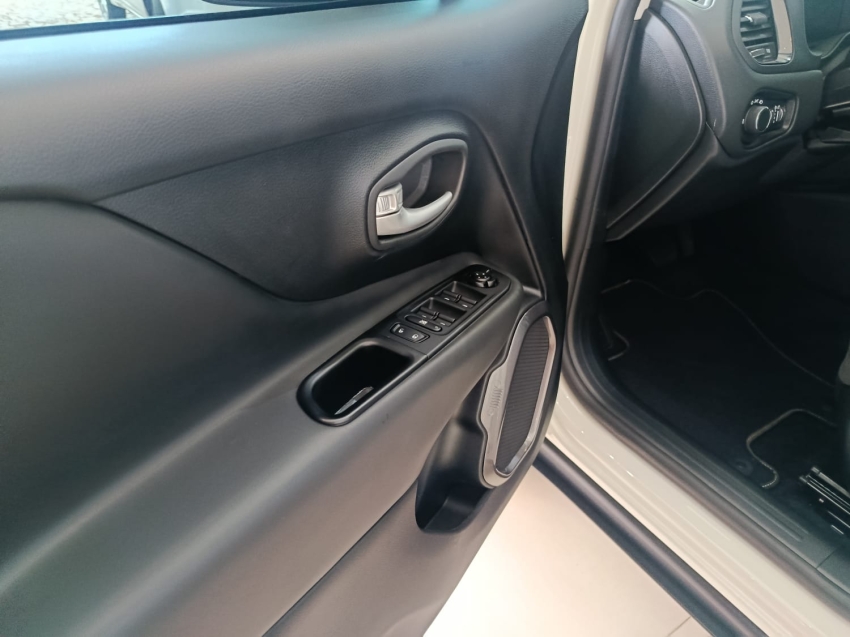 jeep renegade 1.3 t270 turbo flex longitude at6 4p automatico 20267