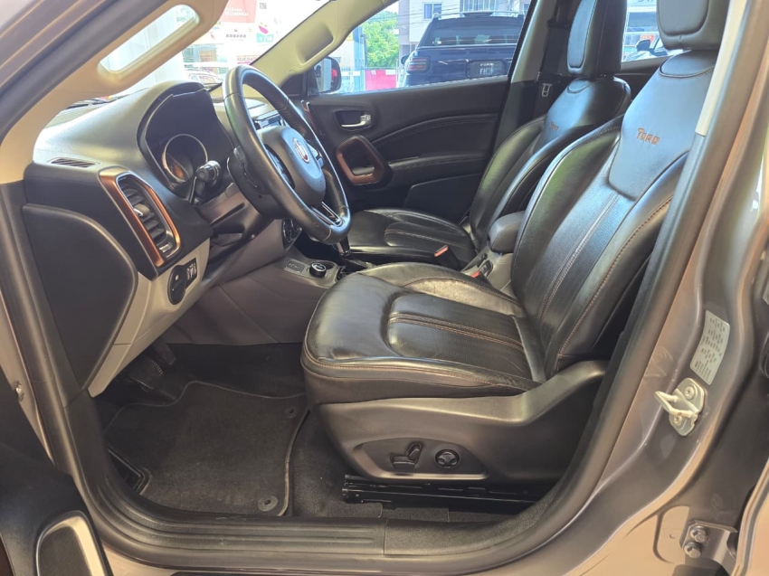 fiat toro 2.0 16v turbo diesel volcano 4wd at9 4p automatico 20217
