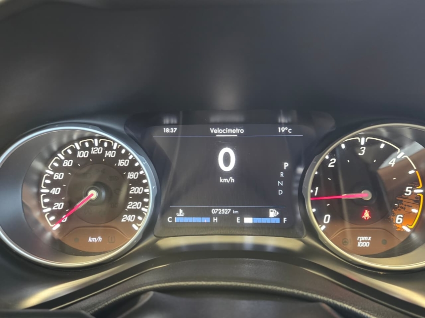 fiat toro 2.0 16v turbo diesel volcano 4wd at9 4p automatico 202111