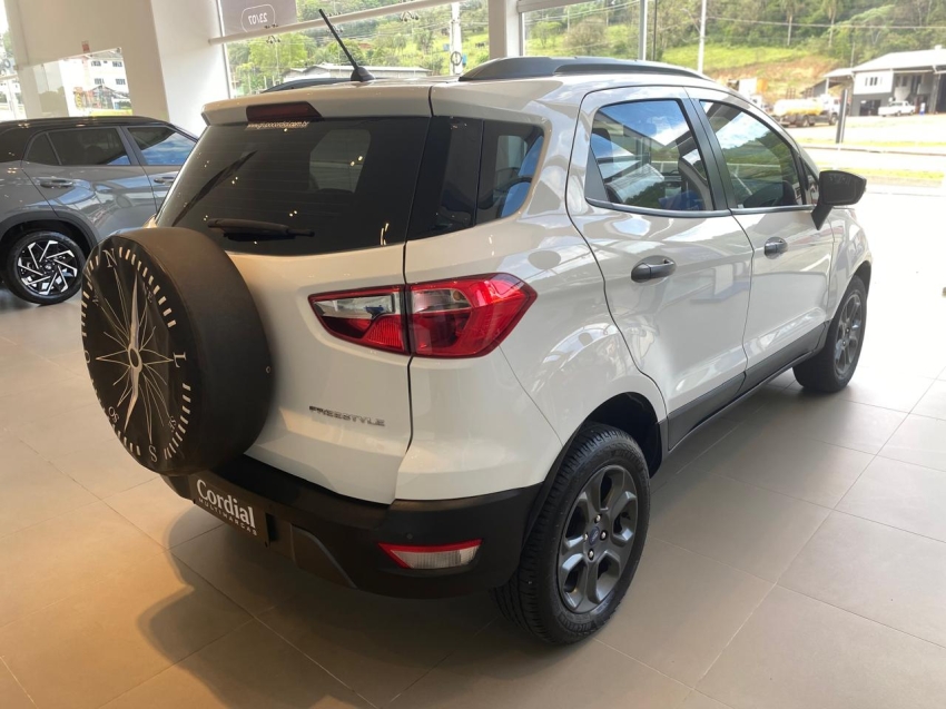 ford ecosport 1.5 ti-vct flex freestyle automatico 4p 20205