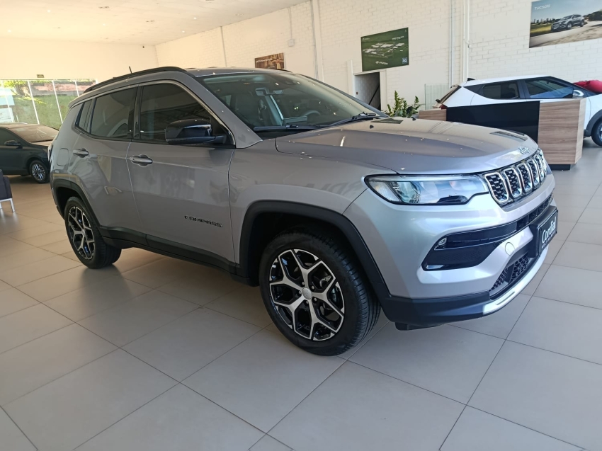 jeep compass 1.3 t270 turbo flex longitude at6 4p automatico 20251